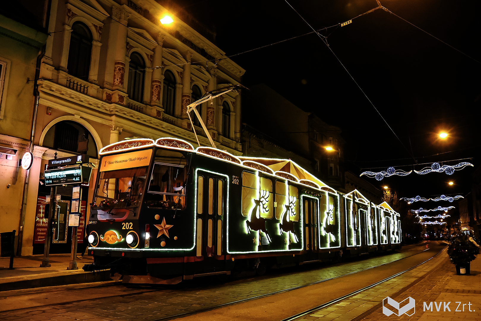 2025 adventi villamos külső fotó