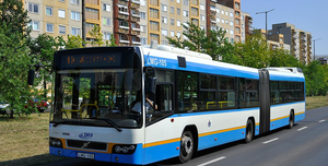 Fotó: Február 14-én a Kocsonyafesztivál rendezvény első napján a városunkban ismeretlen buszok is segítik a villamospótlást, a megnövekedett forgalom zavartalan lebonyolítása érdekében