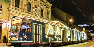 Fotó: Kilencedszer is elvarázsolta Európát: ismét a miénk a legszebb adventi villamos!