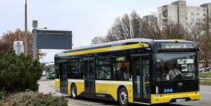 Fotó: Február 17-ig bővült a BYD B12 autóbusz tesztidőszaka Miskolcon