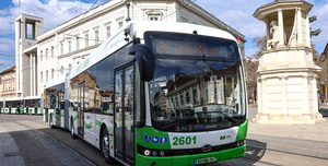 Fotó: Forgalomba állnak az új BYD csuklós elektromos autóbuszok