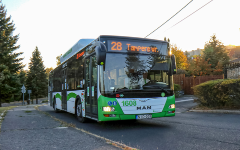 28-as jelzésű autóbusz