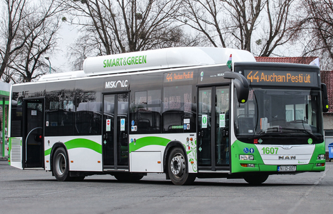 44-es jelzésű autóbusz