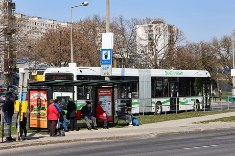 4-es jelzésű autóbusz Tapolcai elágazásnál
